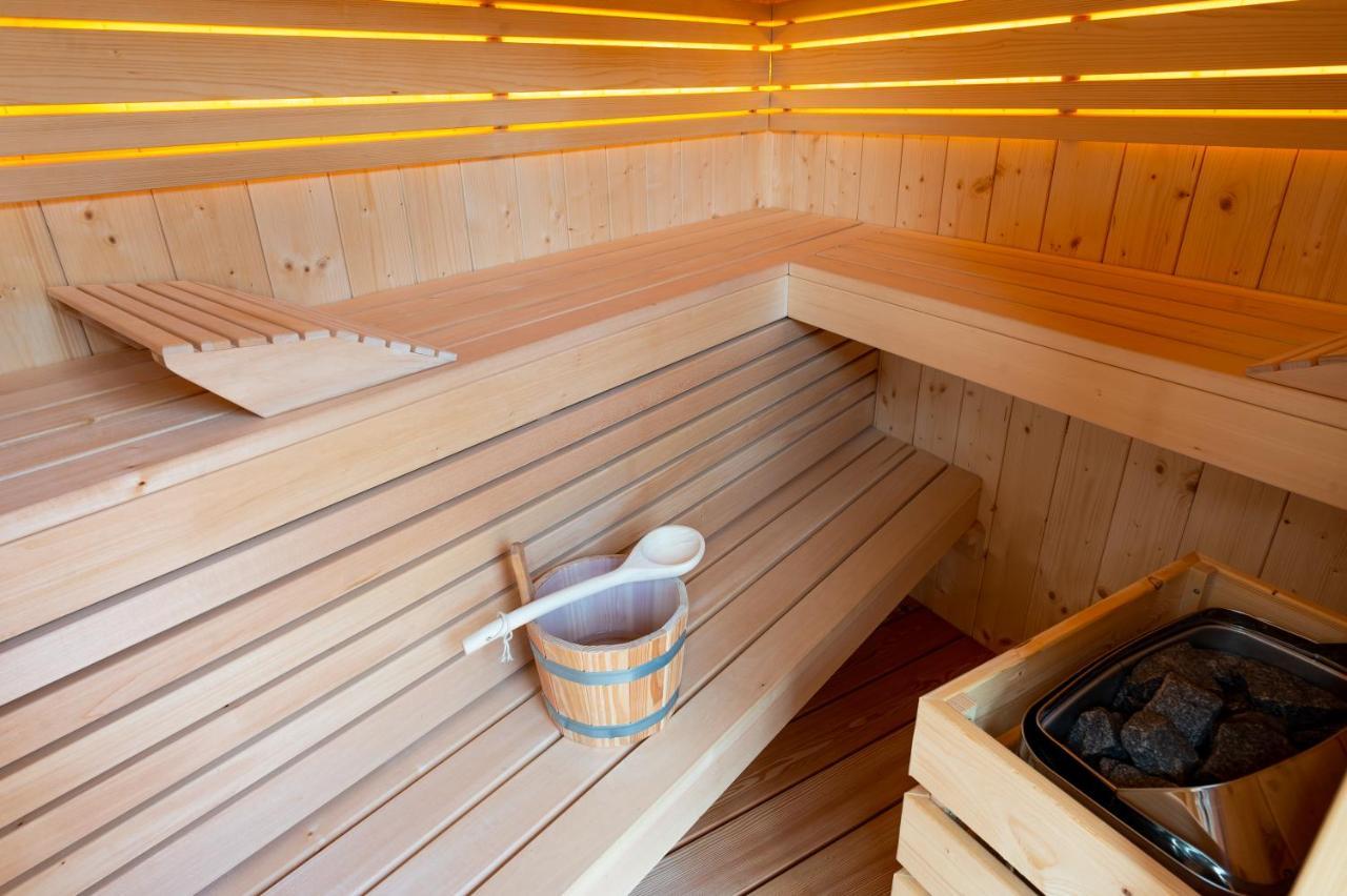 House "Hisca" With Private Terrace, Bbq, Fireplace, Sauna, Hot Tub モジリェ エクステリア 写真