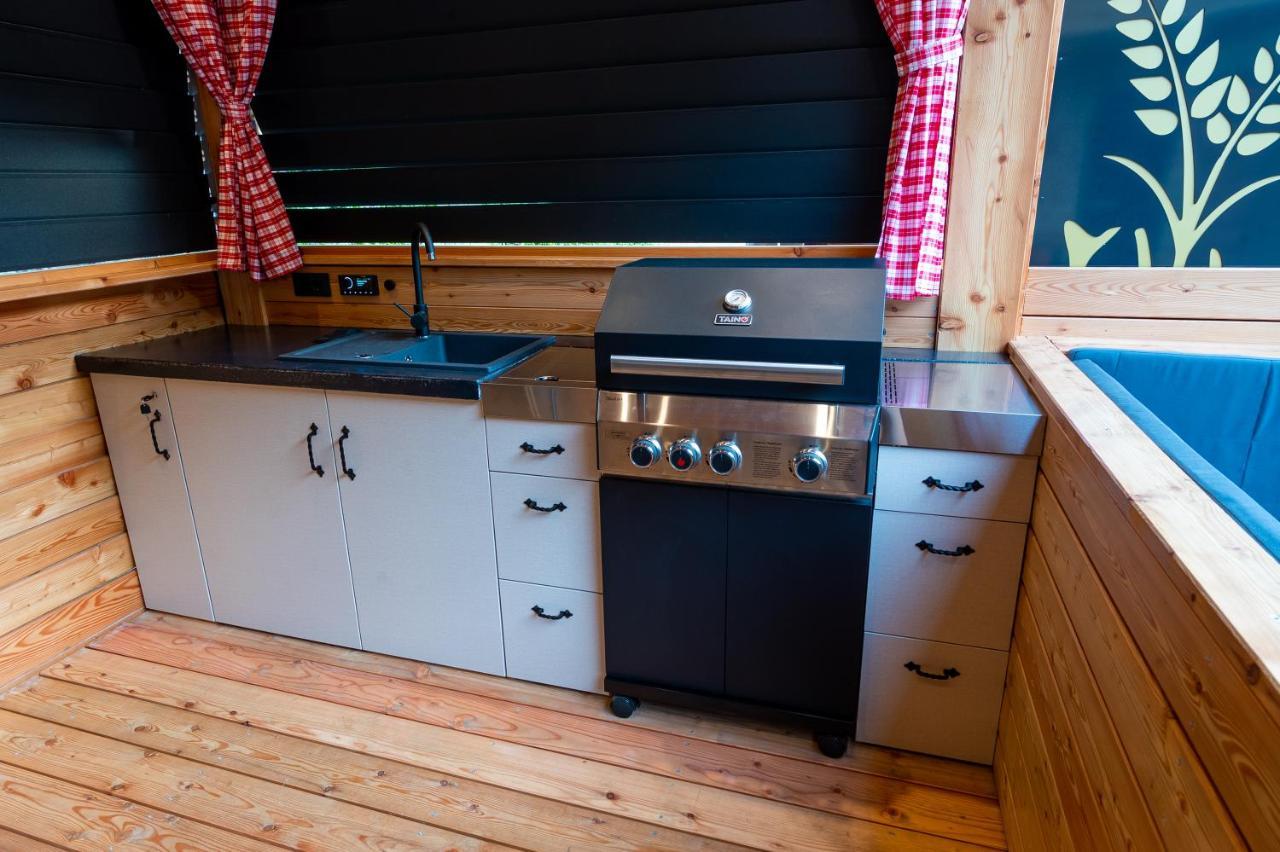 House "Hisca" With Private Terrace, Bbq, Fireplace, Sauna, Hot Tub モジリェ エクステリア 写真